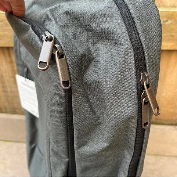 Case Logic Gray Backpack - Picture 5 of 11